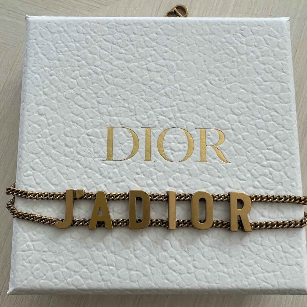 New Authentic J’ADIOR Choker